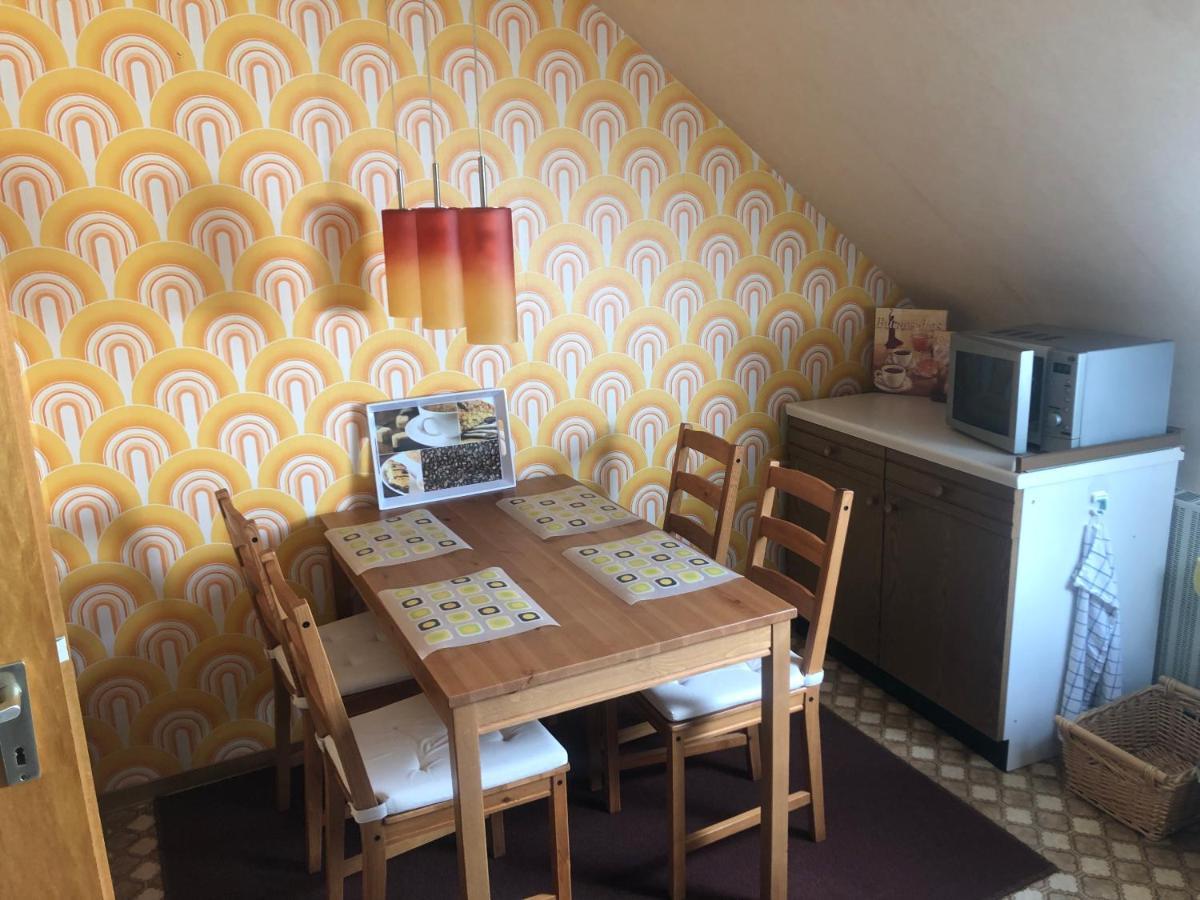 Ironico Homestay 4 Schlafzimmer Ferienwohnung 100 M2 Nahe Bostalsee Eisen  Exterior foto